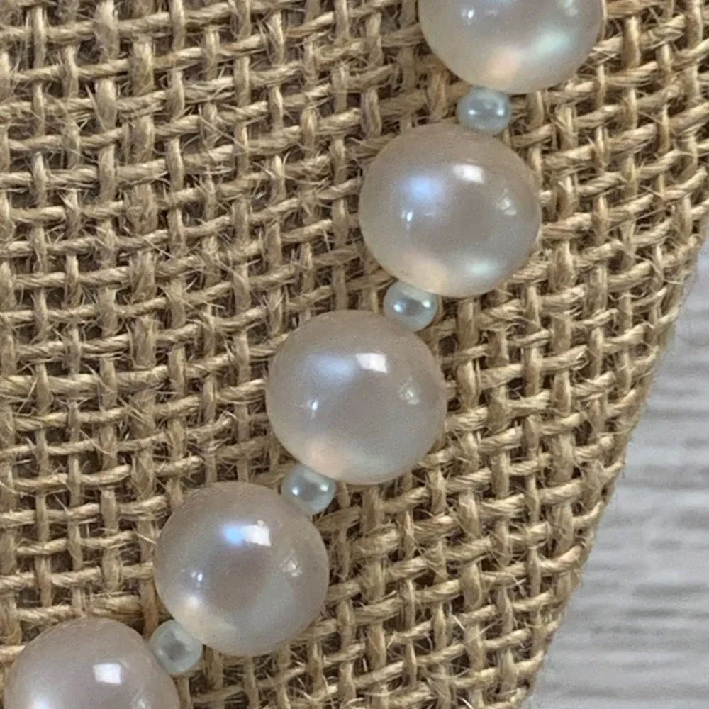 Vintage Moonstone Glass Bead Strand Necklace 20 Inch Gold Tone Box Clasp